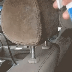 Spray cu spuma activa pentru curatat tapiterie cu perie 650ml Breckner Germany