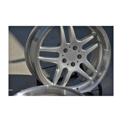 Set jante aliaj in doua latimi AGT 19x8.5 ET20 fata 19x9.5 ET20 spate 5x120 argintiu diamond cut compatibile BMW
