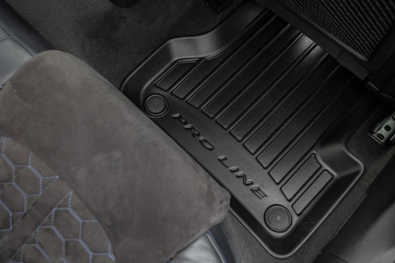 Covorase cauciuc premium PRO-LINE 3D, stil tavita compatibile Dacia Logan III 2020->